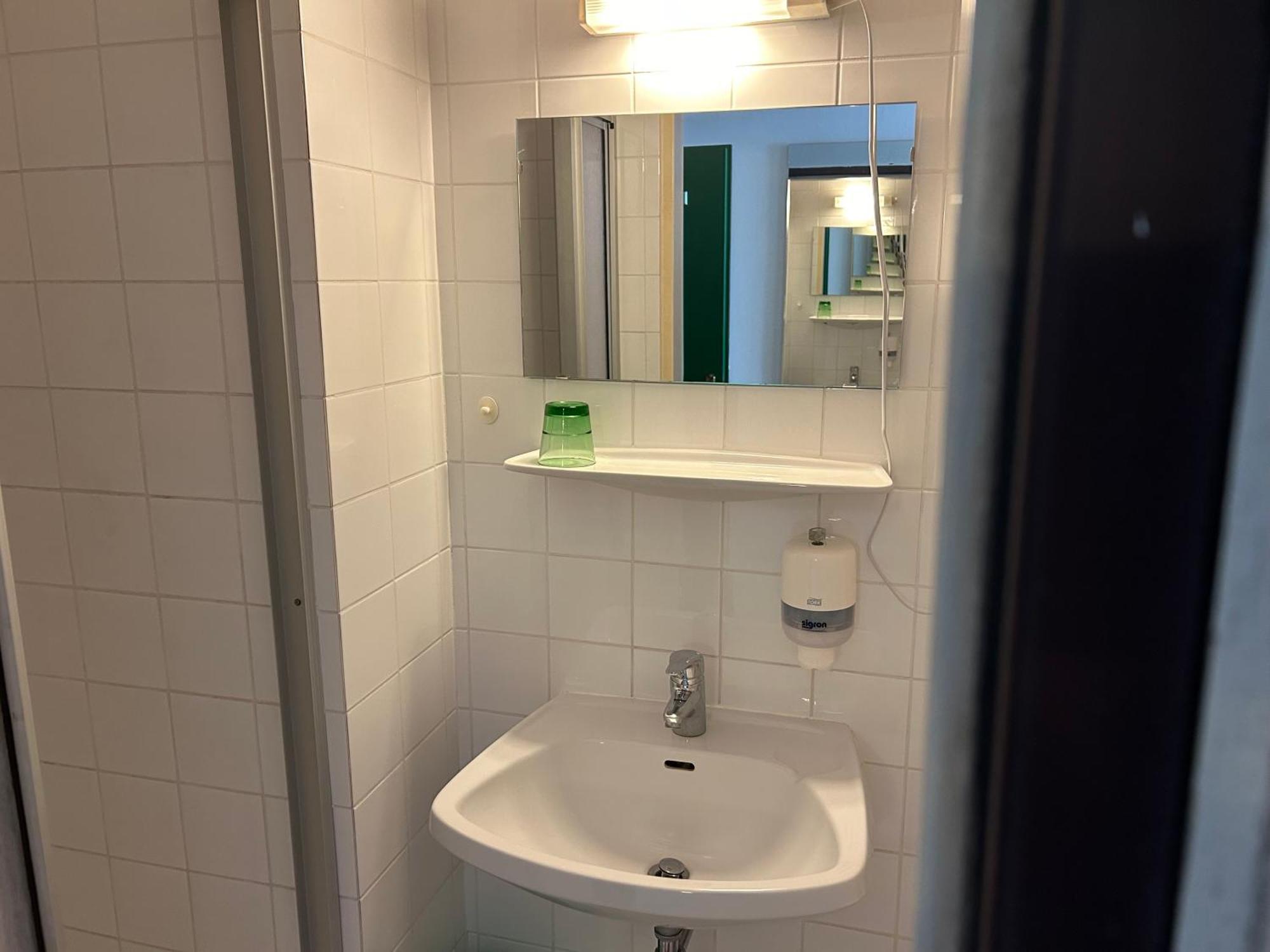 "Am Limes" Hotel Enns Esterno foto