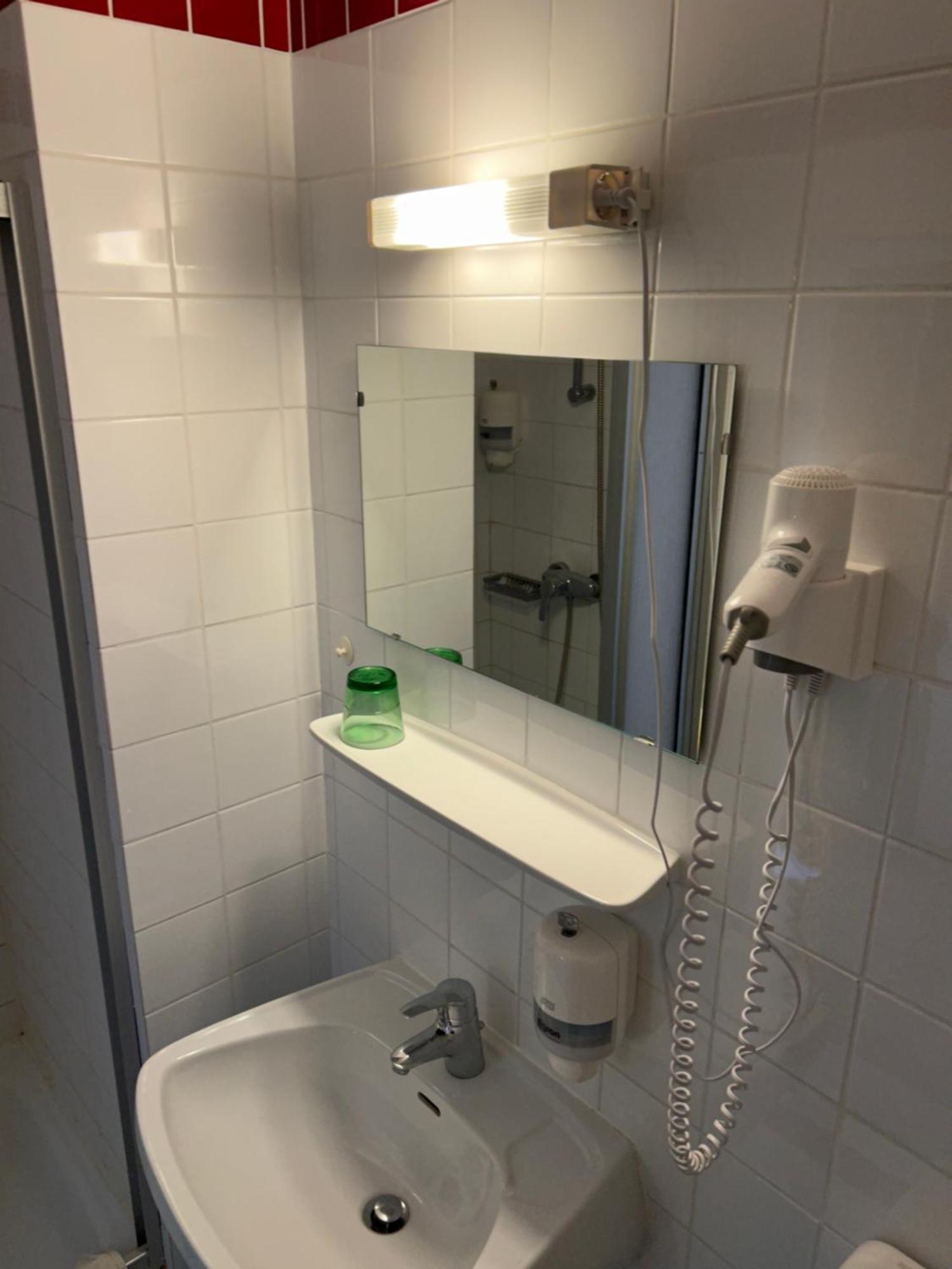 "Am Limes" Hotel Enns Esterno foto